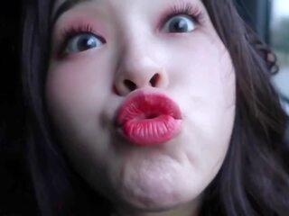 Gahyeon's Ready for a Facial Right Here Guys: Free sex c9
