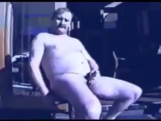 Older Bisex Orgi: Free Orgy sex video clip c7