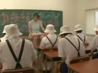 Jaapani klassiruum lõbu film