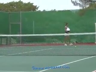 Minka - totally 裸 網球 2010, 免費 性別 82