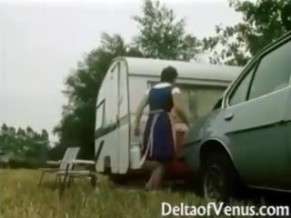 Retro ulylar uçin movie 1970s - saçly brunet - camper coupling