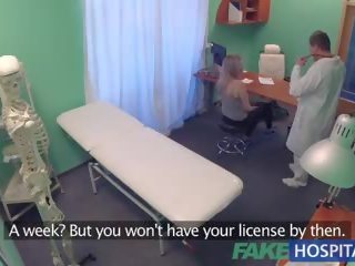 Falsificação hospital médicos bruised bollocks healed por kazakh