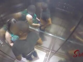 Sorayyaa e leo ogro foram pegos fudendo tidak elevador