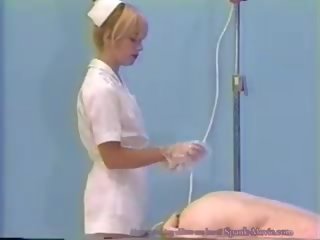 Katie donne lavement et strapon, gratuit gode x évalué film 16